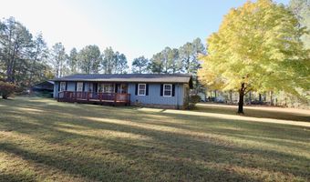 948 Pinebluff Lake Rd, Aberdeen, NC 28315