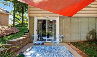 1319 Tahoe Valley Ct, Ballwin, MO 63021