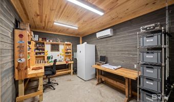 47252 Emmons Rd, Bay Minette, AL 36507