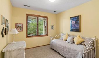 13122 Evermoor Pkwy, Apple Valley, MN 55124