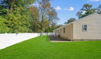 79 Sloop Creek Rd, Bayville, NJ 08721