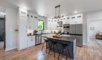 929 Poor House Farm Rd, Amherst, VA 24521