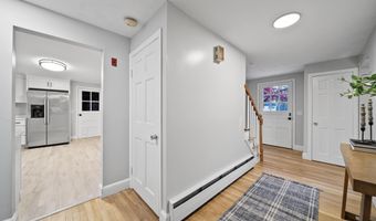 4 Forest Rd, Atkinson, NH 03811