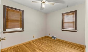 9804 Hubert Ave, Allen Park, MI 48101