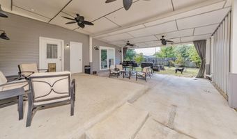 209 N Wickham St, Alvord, TX 76225