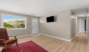 406 2nd St, Asotin, WA 99402