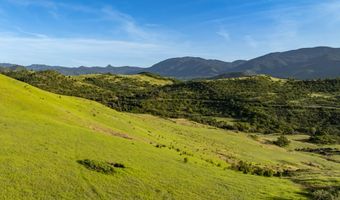 312 Sky Ridge Rd, Ashland, OR 97520