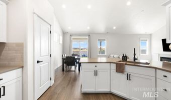 7597 W Havana Dr, Boise, ID 83709