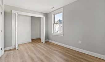 88 Burton St, Bristol, RI 02809