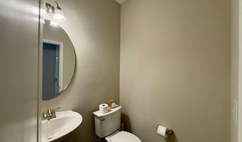 2223 Chattering Lory Ln, Apex, NC 27502