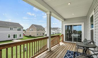 1218 White Lake Dr, Antioch, IL 60002