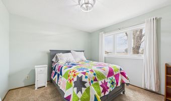 46923 250th St, Baltic, SD 57003
