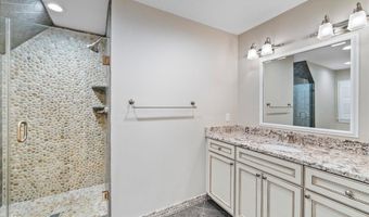 9919 LOGAN Dr, Potomac, MD 20854