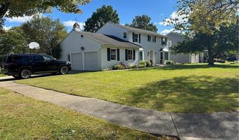 144 Meadowview Ln, Amherst, NY 14221