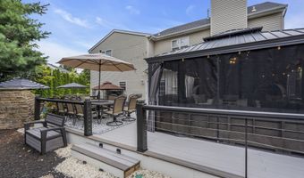 6 Surle Ct, Bayville, NJ 08721