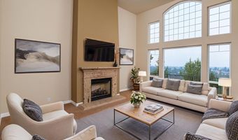 3269 NW Fairway Heights Dr, Bend, OR 97703