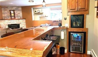 12 Ayoho Rd, Coventry, RI 02816