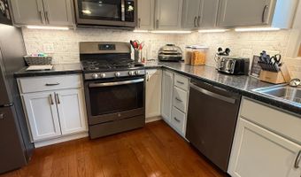 430 SUNSET Dr, Antigo, WI 54409