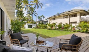 114 Kaelepulu Dr, Kailua, HI 96734