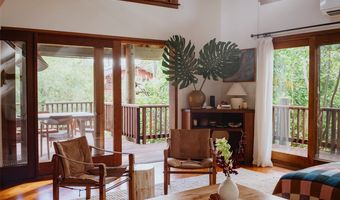 59-195 Ke Nui Rd B, Haleiwa, HI 96712