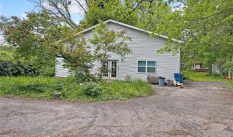 605 Hollywood Heights Rd, Caseyville, IL 62232