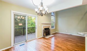 2434 Mulberry Ct, Ann Arbor, MI 48104