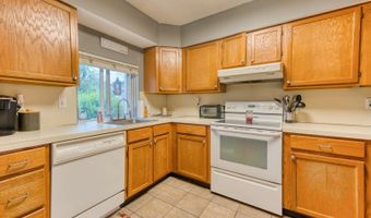 155 Redstone Hill Rd 10, Bristol, CT 06062