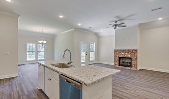 107 Hyde Park Dr, Brandon, MS 39042