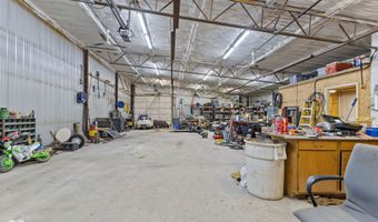 6919 E Us Highway 36, Bainbridge, IN 46105