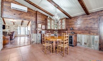 10745 Rosemar Ln, Adkins, TX 78101