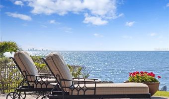 6308 MARBELLA Blvd, Apollo Beach, FL 33572