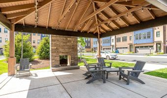 42460 MILDRED LANDING Sq, Ashburn, VA 20148