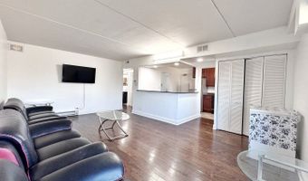 735 N Swift Rd 102, Addison, IL 60101