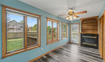 1012 8th St SE, Altoona, IA 50009