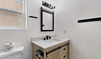 8409 GLYNVIEW Ct NW, Albuquerque, NM 87120