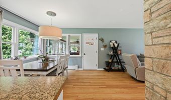3 S Meadow Dr, Danbury, CT 06811
