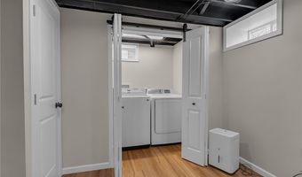 209 Mcnair Rd, Amherst, NY 14221