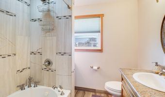 11088 Tahiti St, Bay St. Louis, MS 39520