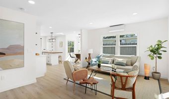 2860 Hope Ave, Carlsbad, CA 92008