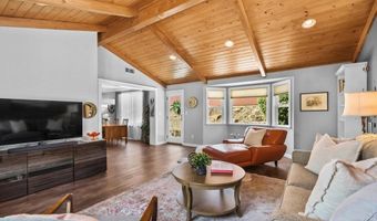 4331 Helix Canyon Dr, La Mesa, CA 91941