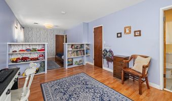 4886 Twain Ave, San Diego, CA 92120