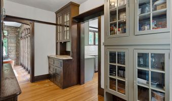 1952 CANTERBURY Rd, Abington, PA 19001