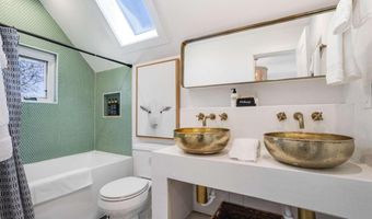 724 Charles Allen Dr NE 3, Atlanta, GA 30308