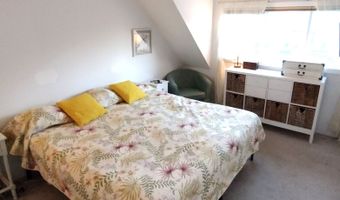 69 Montoya Dr 69, Branford, CT 06405