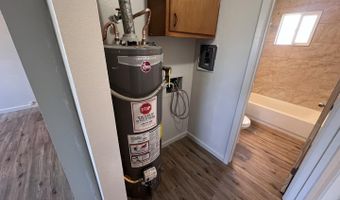 419 Dallas Street SE Unit Apt B, Albuquerque, NM 87108