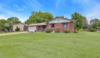 420 Renee Dr, Andover, KS 67002