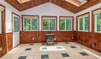 43 Lone Pine Cir, Barrington, NH 03825