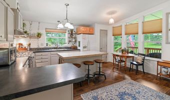 1432 Bigfork Stage Rd, Bigfork, MT 59911