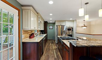 7243 Old Harbor Ave, Anchorage, AK 99504