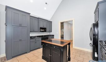 23820 Chadwick Dr, Athens, AL 35613